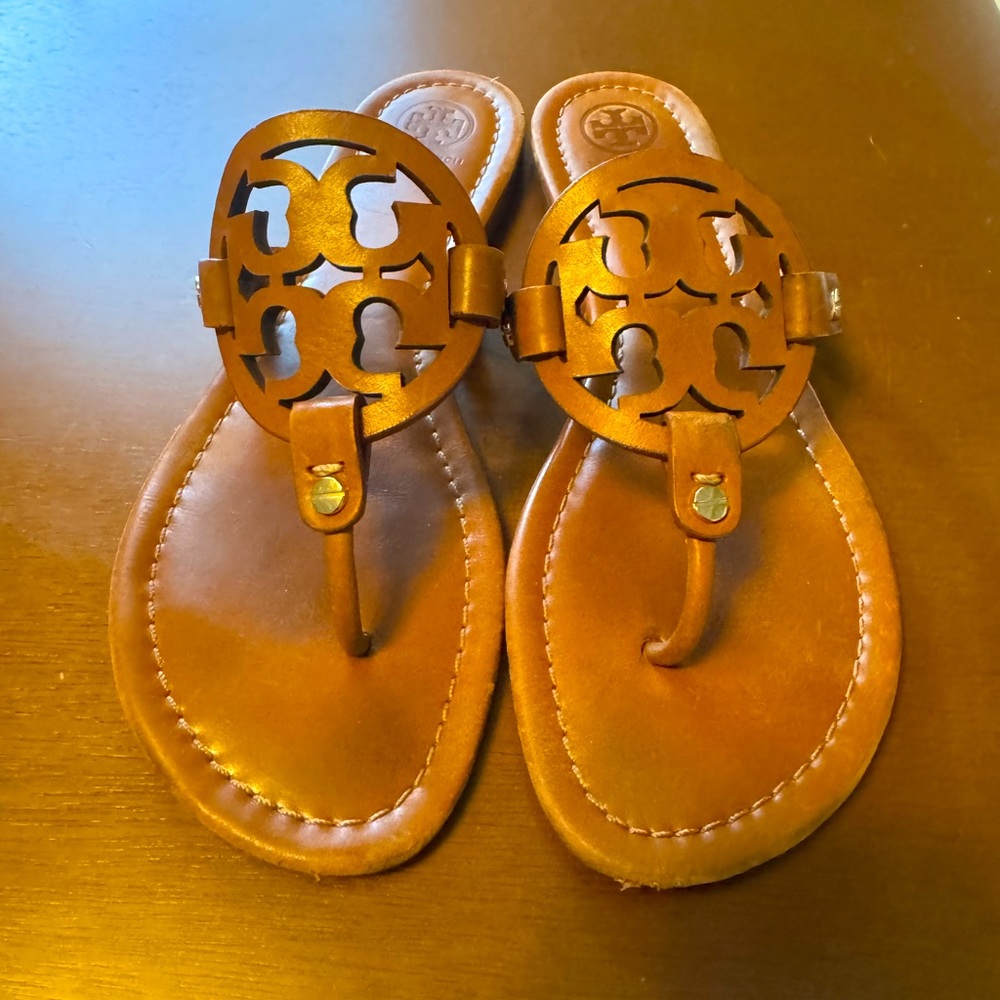 Tory Burch Miller  Leather Sandals EUC sz 8.5